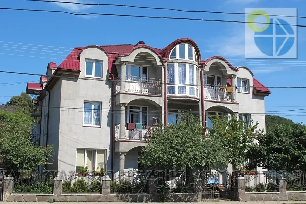 Шаян.Гостьовий  дім Орлине гніздо